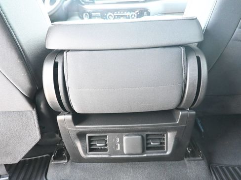 Used 2025 Chevrolet Silverado 1500 LT RWD image 26