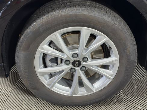 Certified 2023 Audi Q3 2.0T Premium Plus w/ Premium Plus Package AWD/4WD image 13