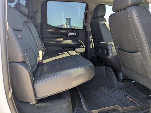 Used 2023 Chevrolet Silverado 1500 LT Trail Boss w/ LT Trail Boss Premium Package image 19