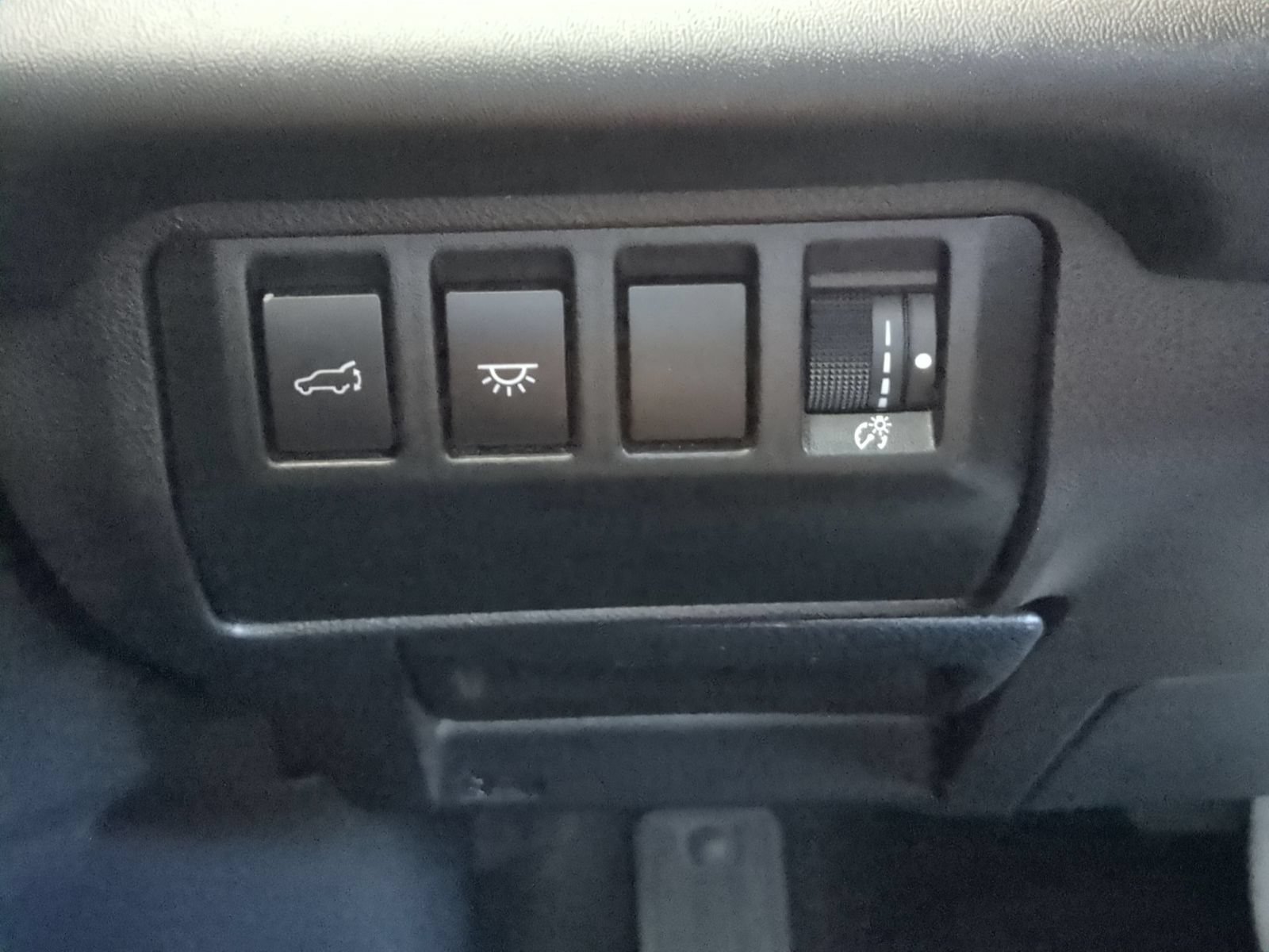 Used 2023 Subaru Ascent Limited w/ Technology Package AWD/4WD image 21