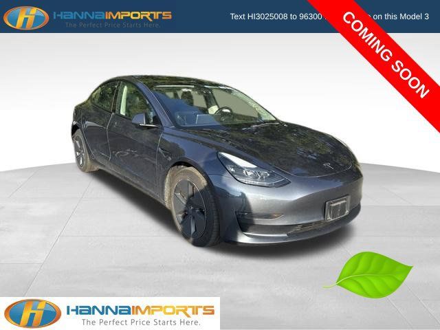 Used 2023 Tesla Model 3 Standard Range RWD image 1