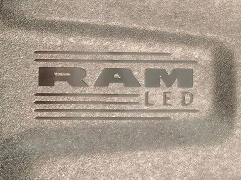 Used 2022 RAM 2500 Laramie AWD/4WD image 15