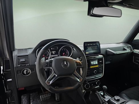 Used 2017 Mercedes-Benz G 550 Squared image 38