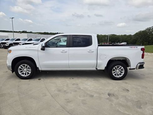 Used 2025 Chevrolet Silverado 1500 LT w/ Safety Package AWD/4WD image 5