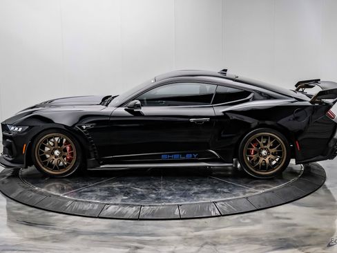 Used 2024 Ford Mustang GT Premium w/ GT Performance Package image 9