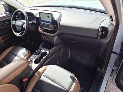 Used 2024 Ford Bronco Sport Badlands w/ Premium Package AWD/4WD image 35