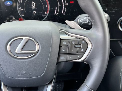 Certified 2025 Lexus NX 350 AWD image 17