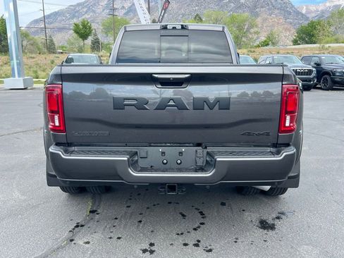 Used 2025 RAM 3500 Laramie AWD/4WD image 10