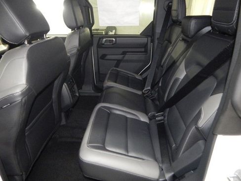 New 2025 Ford Bronco Outer Banks image 13