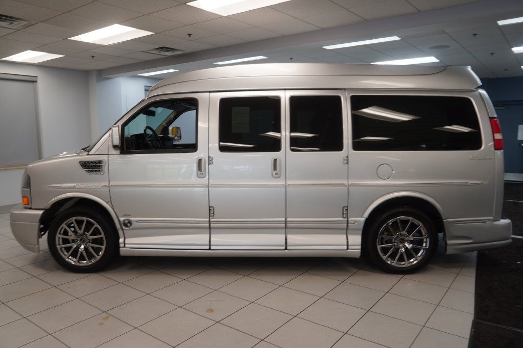 Used 2013 GMC Savana 1500 AWD image 2