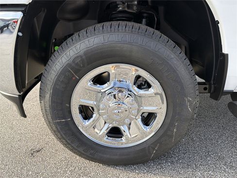 New 2026 RAM 2500 Tradesman AWD/4WD image 8