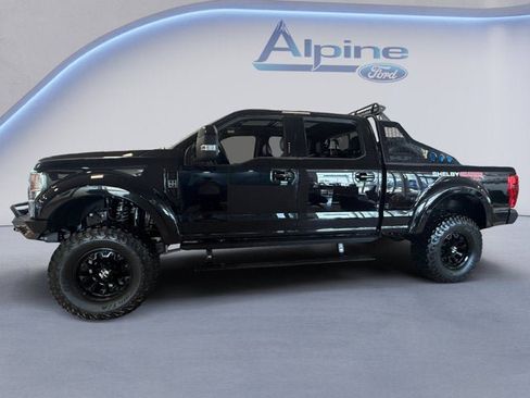 Used 2022 Ford F250 Lariat w/ Lariat Ultimate Package AWD/4WD image 2