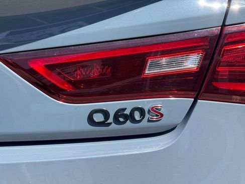 Used 2022 INFINITI Q60 Red Sport 400 w/ Cargo Package AWD/4WD image 10