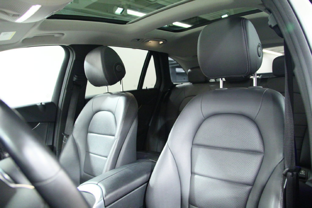 Certified 2022 Mercedes-Benz GLC 300 4MATIC image 7