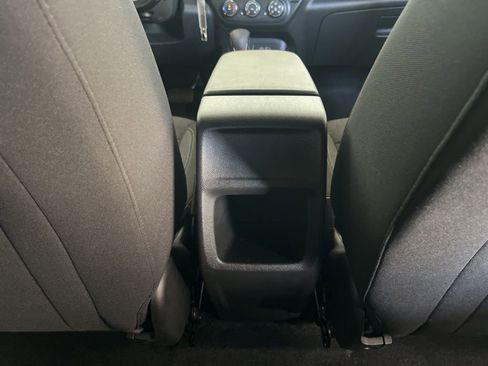 Used 2024 Chevrolet Trax RS w/ Driver Confidence Package FWD image 21