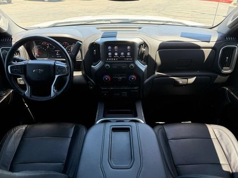 Used 2020 Chevrolet Silverado 1500 LT Trail Boss AWD/4WD image 17