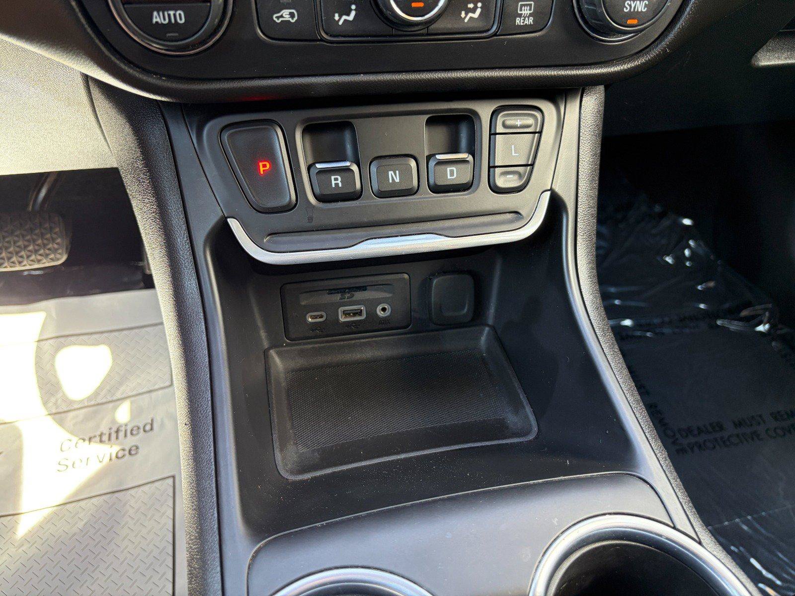 Used 2020 GMC Terrain SLT w/ Preferred Package AWD/4WD image 15
