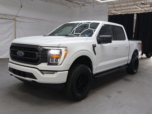 Used 2022 Ford F150 XLT w/ Equipment Group 302A High AWD/4WD image 3