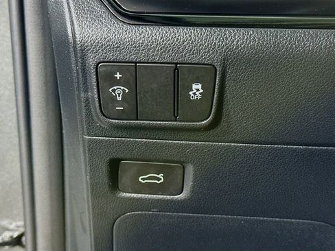 Used 2025 Kia K5 LXS FWD image 19