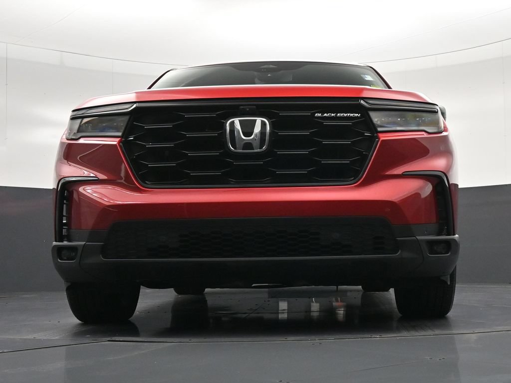 Used 2025 Honda Pilot Black Edition image 33