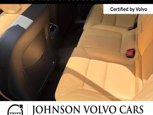 Used 2024 Volvo XC60 B5 Ultimate w/ Protection Package Premier AWD/4WD image 11