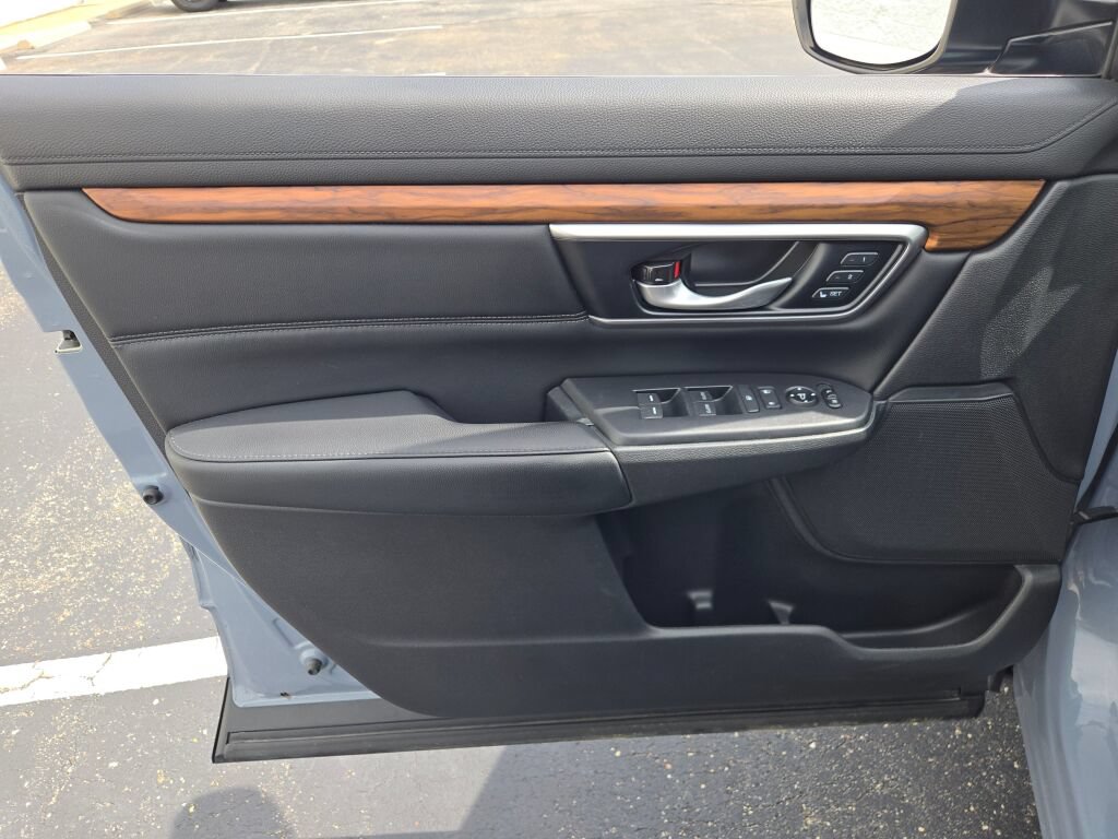 Used 2021 Honda CR-V Touring image 19