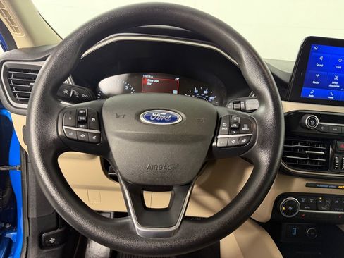 Used 2020 Ford Escape SE FWD image 11