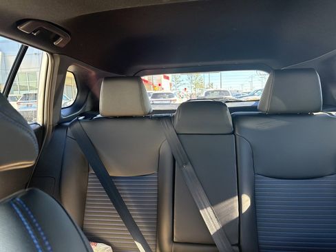 Used 2024 Toyota Corolla Cross XSE image 9