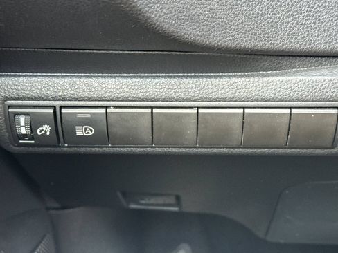 Used 2024 Toyota Corolla LE FWD image 41