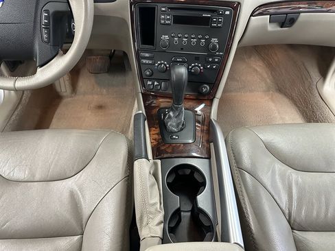 Used 2007 Volvo XC70 AWD/4WD image 21