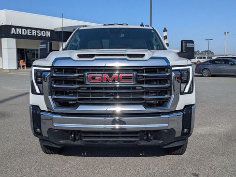 Used 2025 GMC Sierra 2500 SLE w/ SLE Convenience Package image 9
