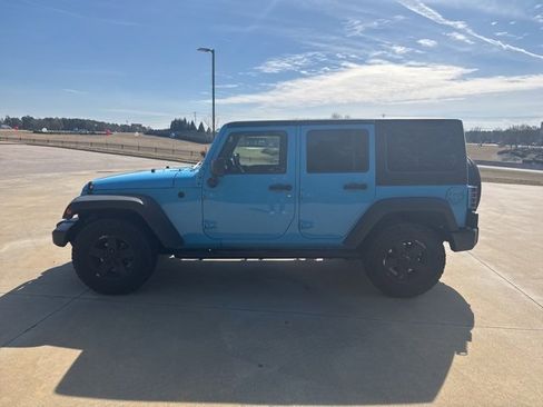 Used 2017 Jeep Wrangler Unlimited Sport w/ Quick Order Package 24S image 8