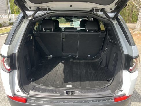 Used 2016 Land Rover Discovery Sport HSE Luxury image 22