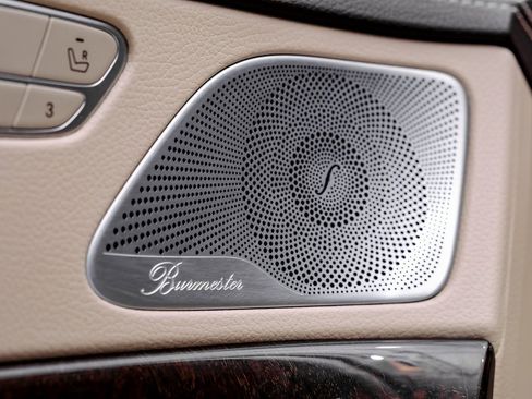 Used 2019 Mercedes-Benz S 560 4MATIC Sedan image 47