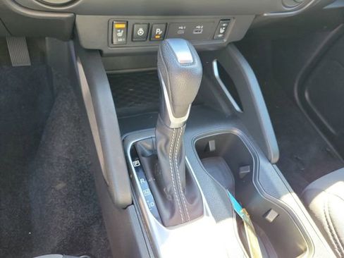 Used 2023 Nissan Frontier SV w/ SV Convenience Package image 21