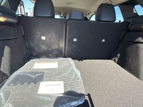 New 2026 Nissan Kicks SR w/ Cold Weather Package image 27