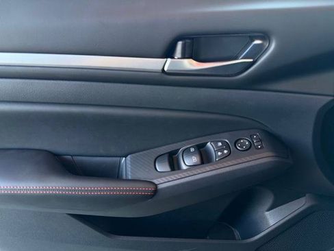 New 2026 Nissan Altima 2.5 SR w/ SR Midnight Edition Package FWD image 20