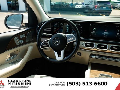 Used 2021 Mercedes-Benz GLE 450 4MATIC w/ AMG Line Exterior image 10