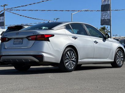 Certified 2023 Nissan Altima 2.5 SV