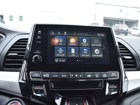 Used 2024 Honda Odyssey EX-L image 18