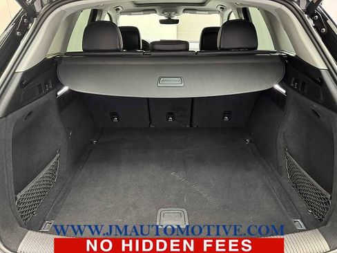 Used 2022 Audi Q5 2.0T Premium w/ Convenience Package image 17