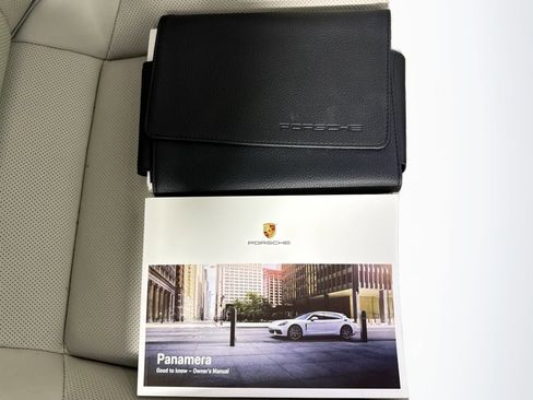 Used 2018 Porsche Panamera 4S image 45