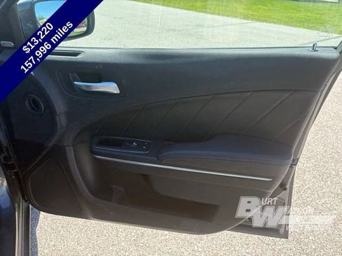 Used 2018 Dodge Charger GT AWD/4WD image 27