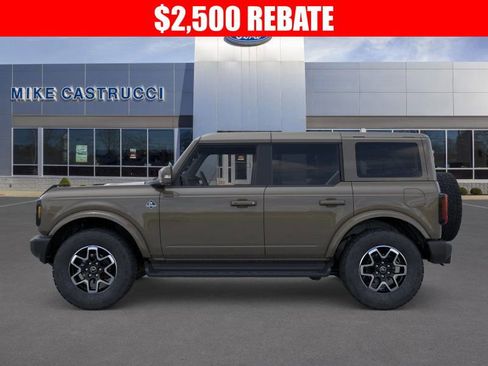 New 2025 Ford Bronco Outer Banks image 3