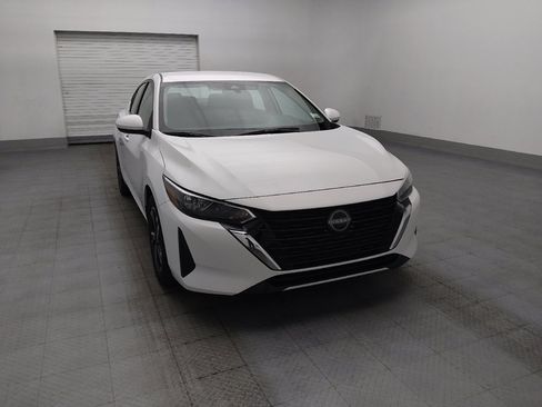 Used 2025 Nissan Sentra SV FWD image 14