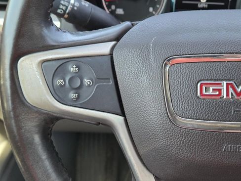 Used 2018 GMC Acadia SLT FWD image 23
