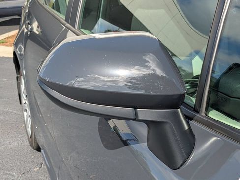 Used 2025 Toyota Corolla LE FWD image 11