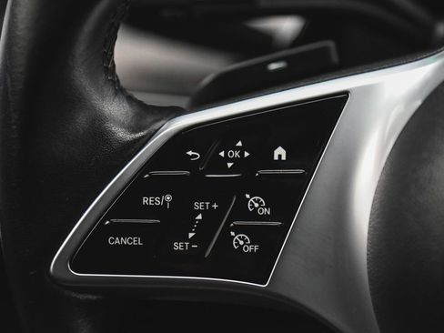 Used 2025 Mercedes-Benz CLA 250 4MATIC image 31