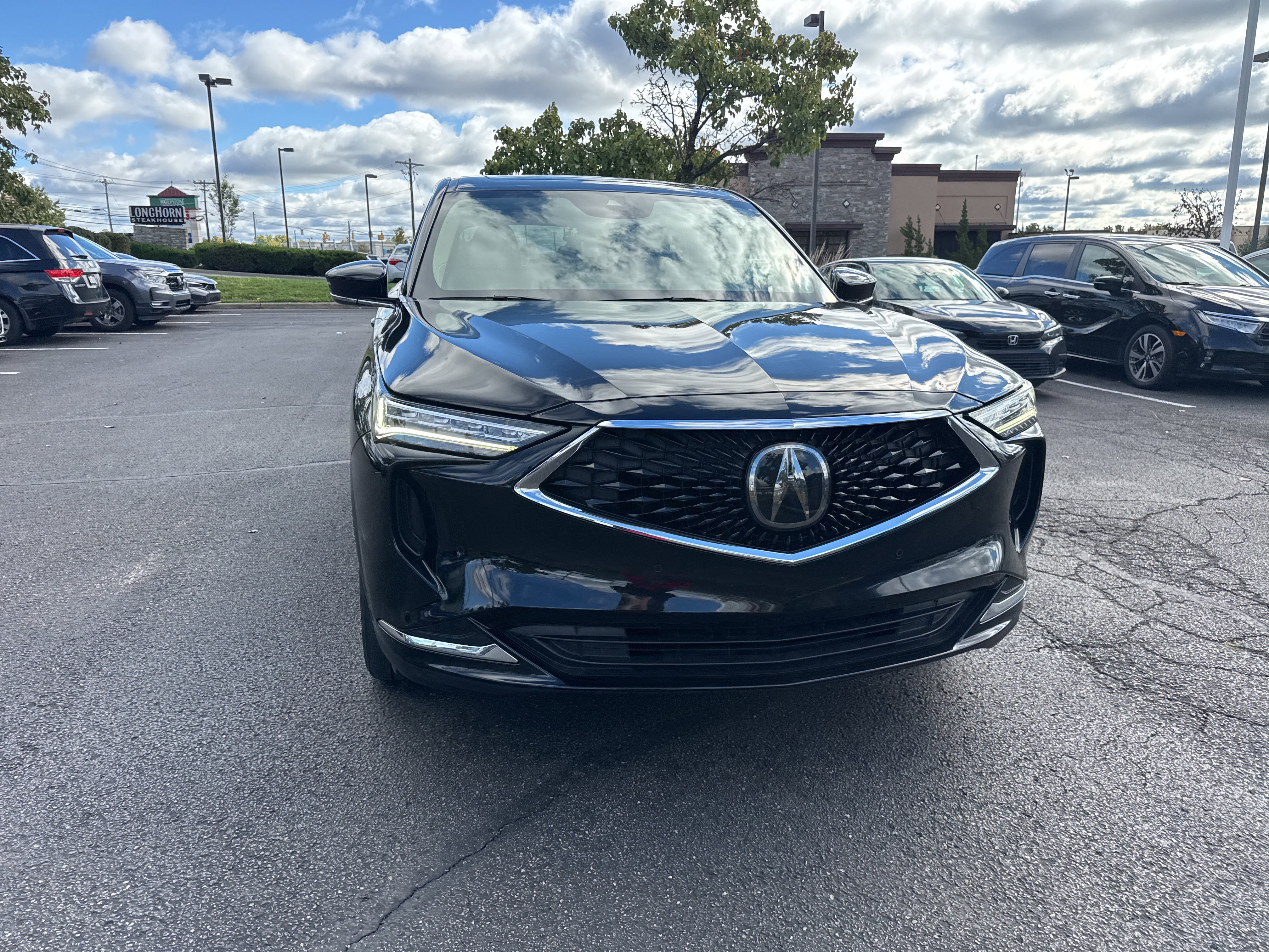 Used 2023 Acura MDX w/ Technology Package AWD/4WD image 21