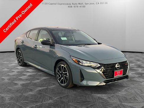 Certified 2025 Nissan Sentra SR w/ SR Premium Package image 3